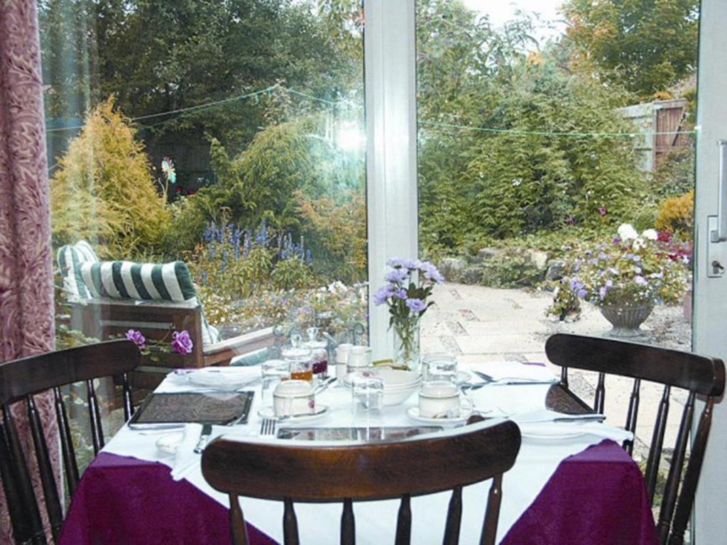 Compton House Bed & Breakfast Ashbourne  Exterior foto