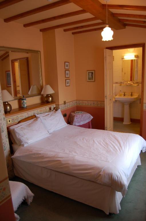 Compton House Bed & Breakfast Ashbourne  Exterior foto