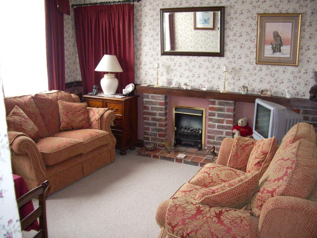 Compton House Bed & Breakfast Ashbourne  Exterior foto
